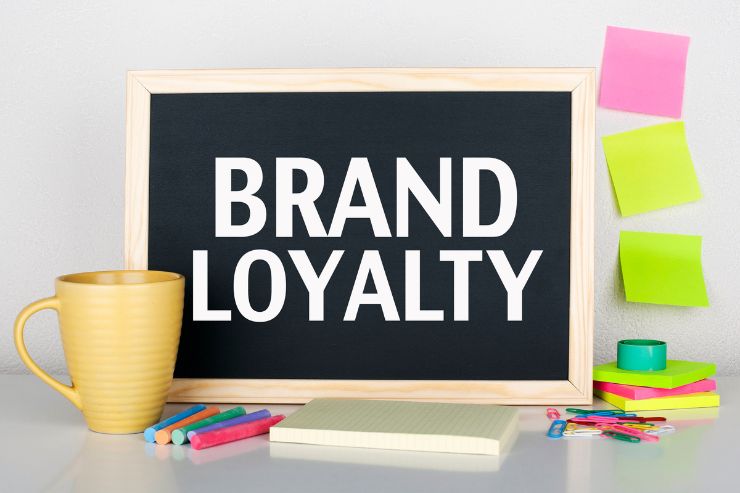 Building Brand Loyalty Through Digital Storytelling: The HubkomDigital Approach